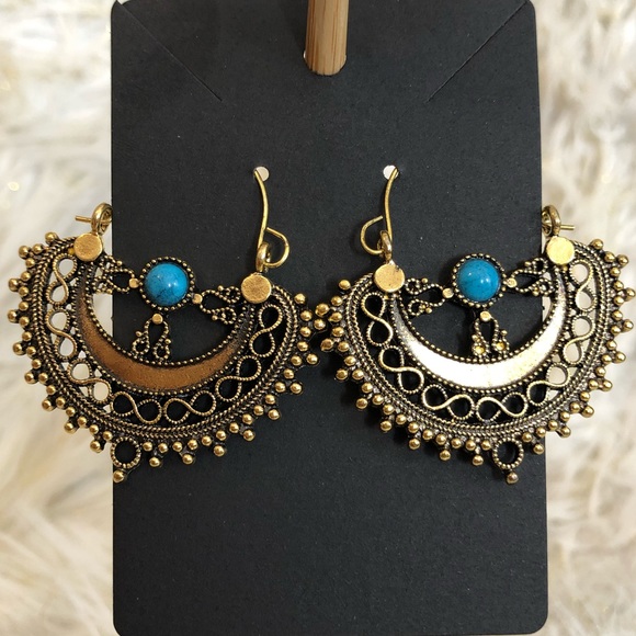 Jewelry - FINAL PRICE! New! Boho Vintage Drop Earrings